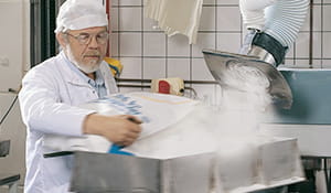 Equipamentos para proteção coletiva de pó, fumos, poeiras, gases (EPC) | Nederman