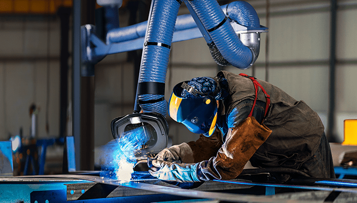 Profissão soldador, conheça uma das atividades mais antigas da humanidade | Nederman