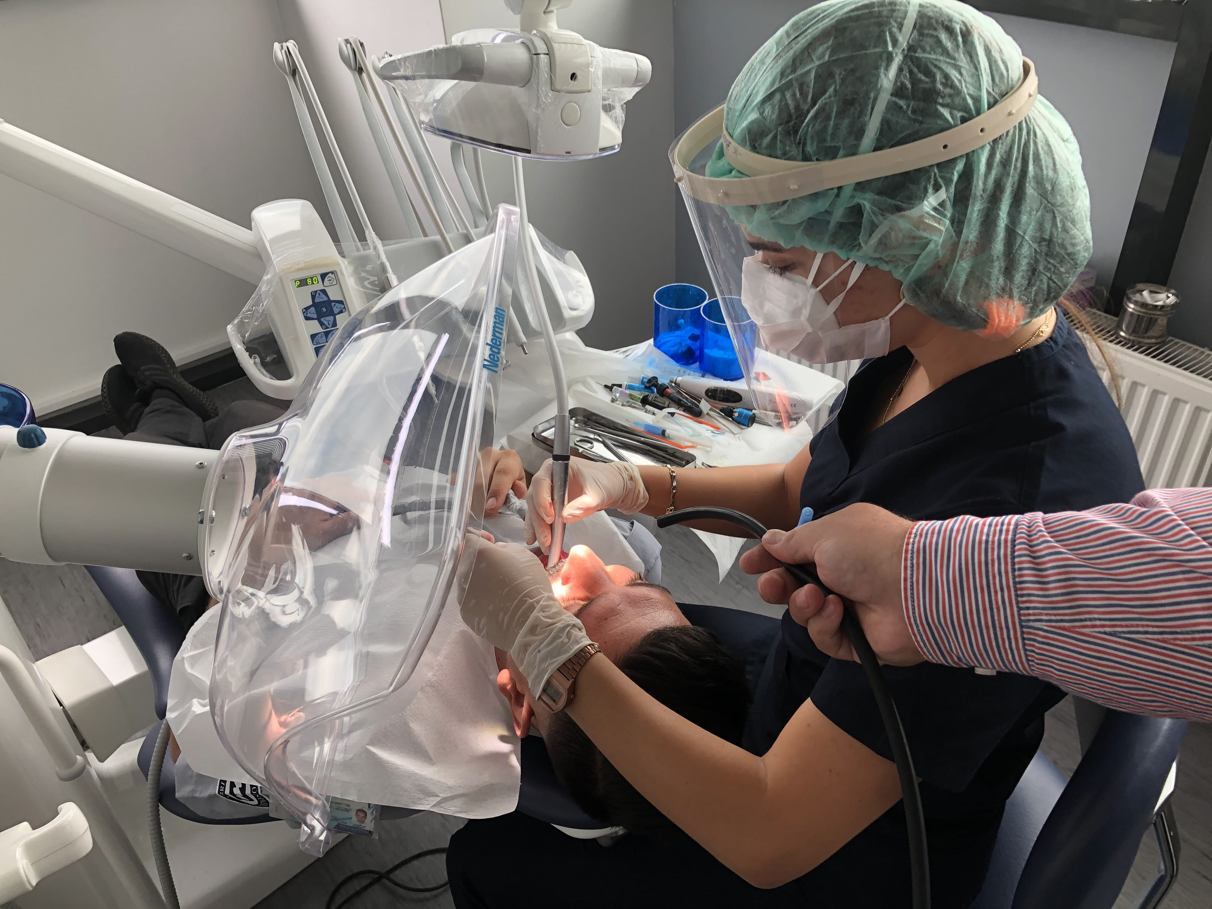 Aerosolkontrolle für Zahnärzte