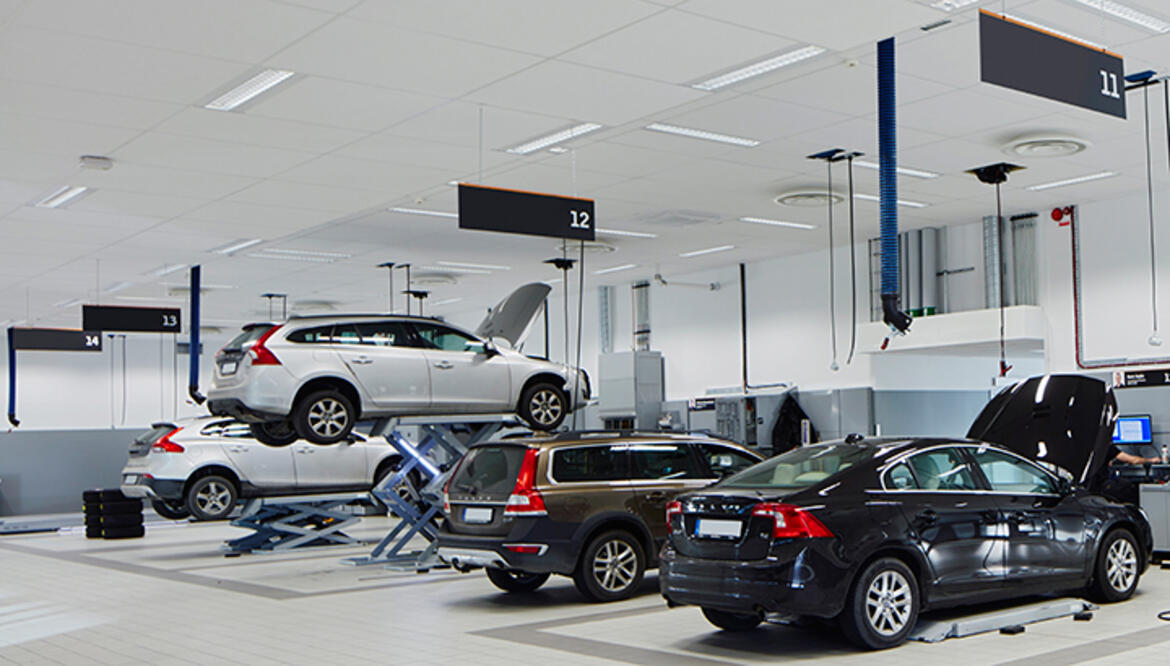 Modern vehicle services workshop exhaust extraction