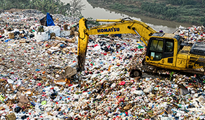 Segundo o Plano Nacional de Resíduos Sólidos (PNRS), mais de 70 milhões de toneladas de resíduos sólidos urbanos são coletados em todo o Brasil, e desse total, 42% são enviados para lixões, | Saiba mais | Nederman